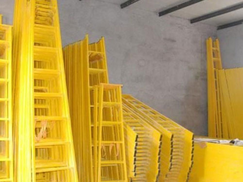 绝缘登高工具